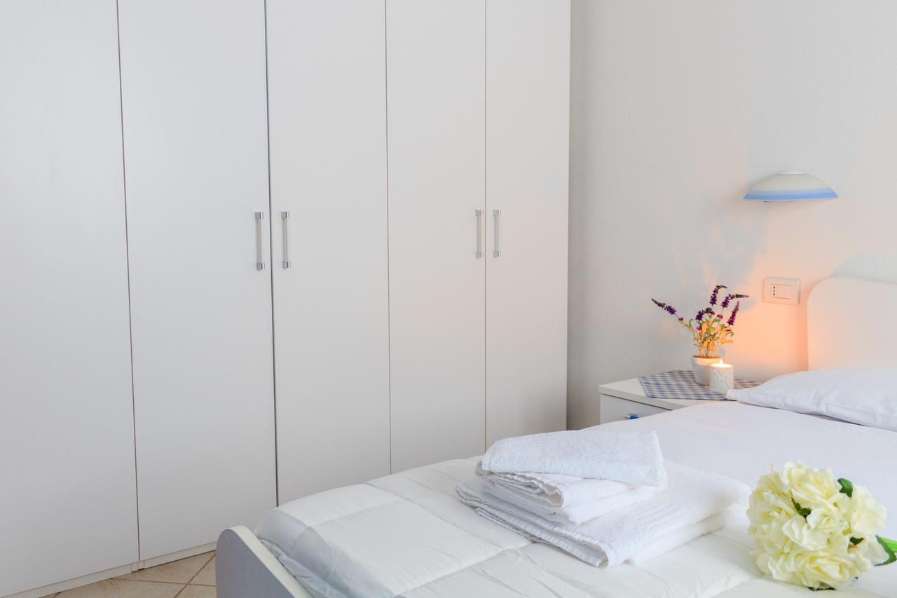 Sanpietroburgo 22 Apartment Олбия Екстериор снимка